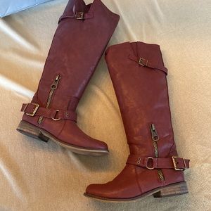 Breckelle’s Tall Boots